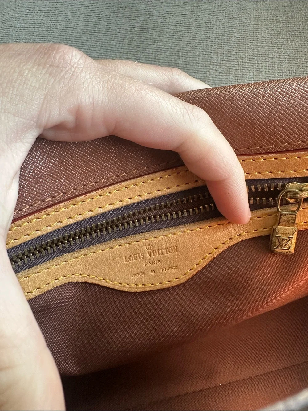 Louis Vuitton Brown Monogram Canvas Shoulder Bag Looping 90s Vintage